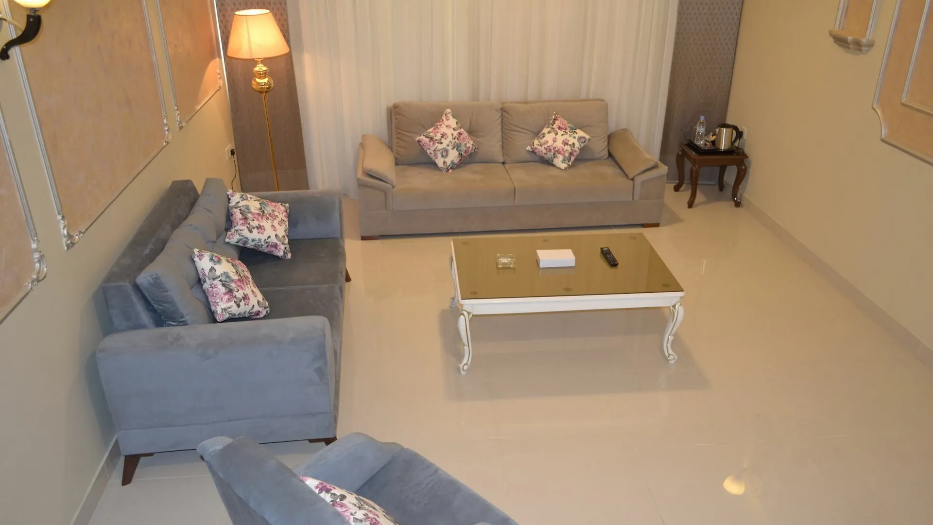 Gelnar Al Raqi Aparthotel Sultanah